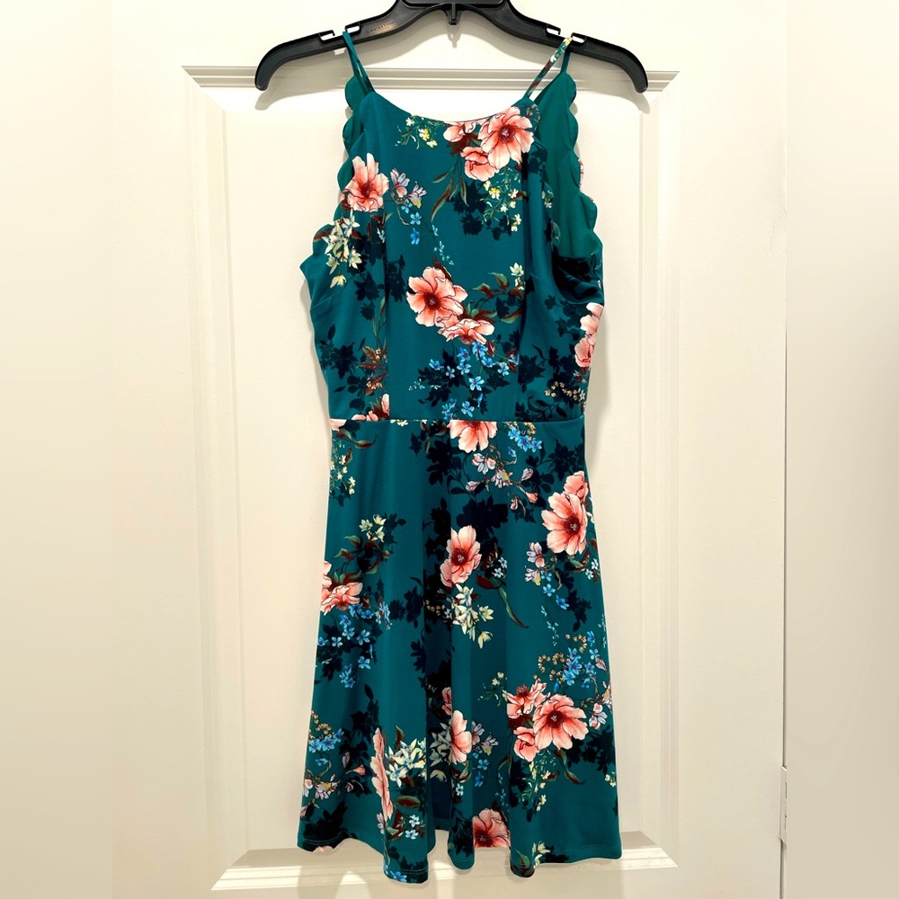 BCX dress size M